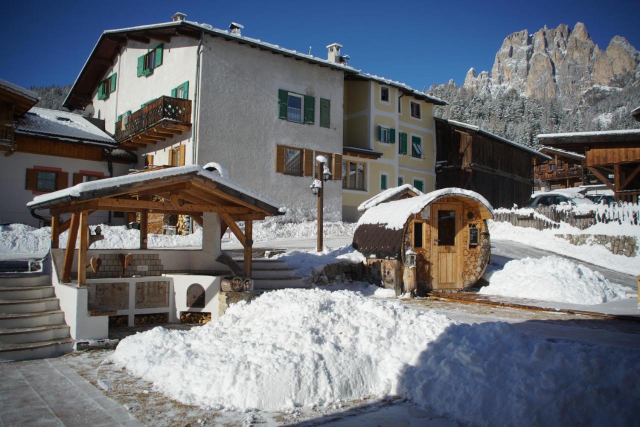 Residence Le Rose Pozza di Fassa Eksteriør bilde