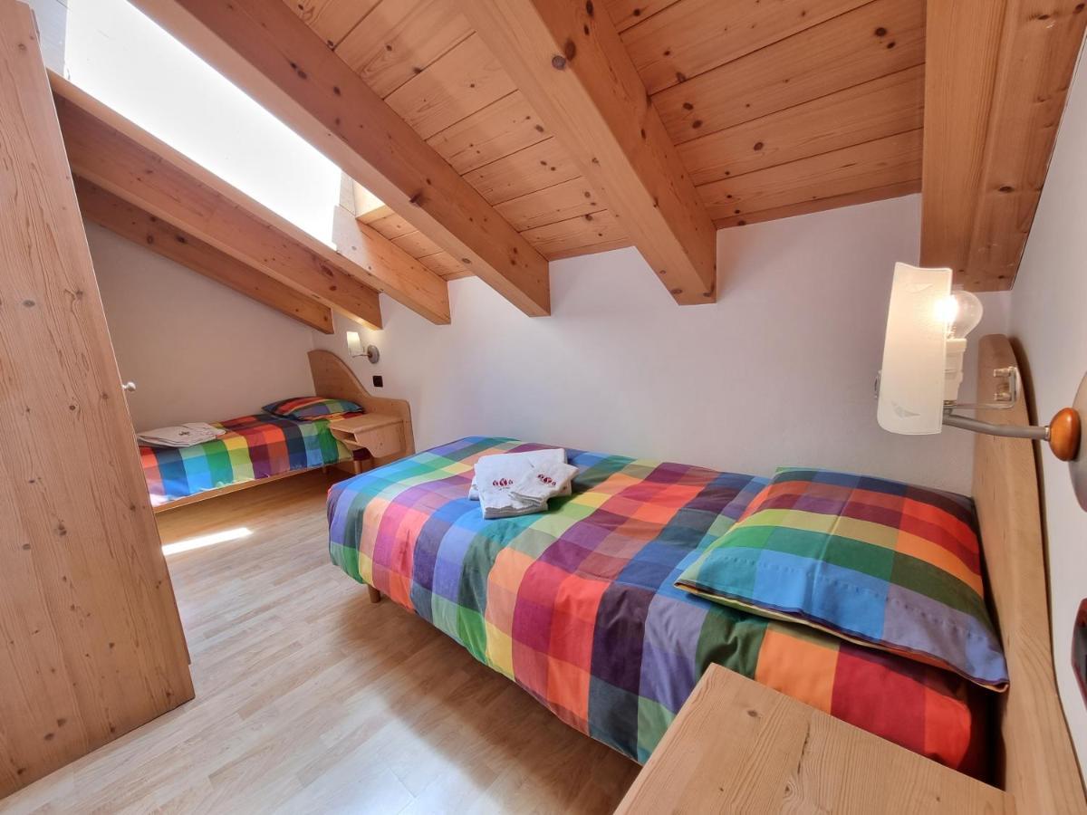 Residence Le Rose Pozza di Fassa Eksteriør bilde