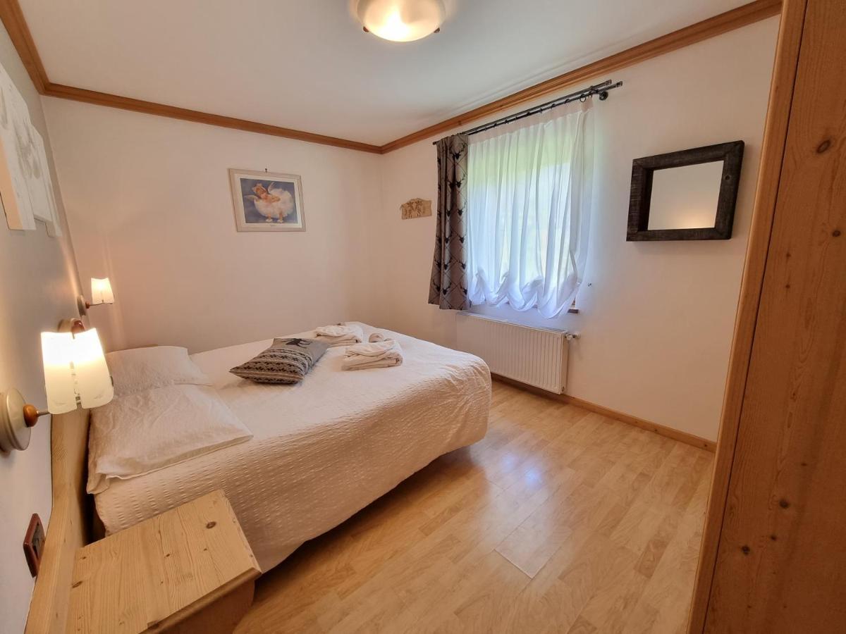 Residence Le Rose Pozza di Fassa Eksteriør bilde